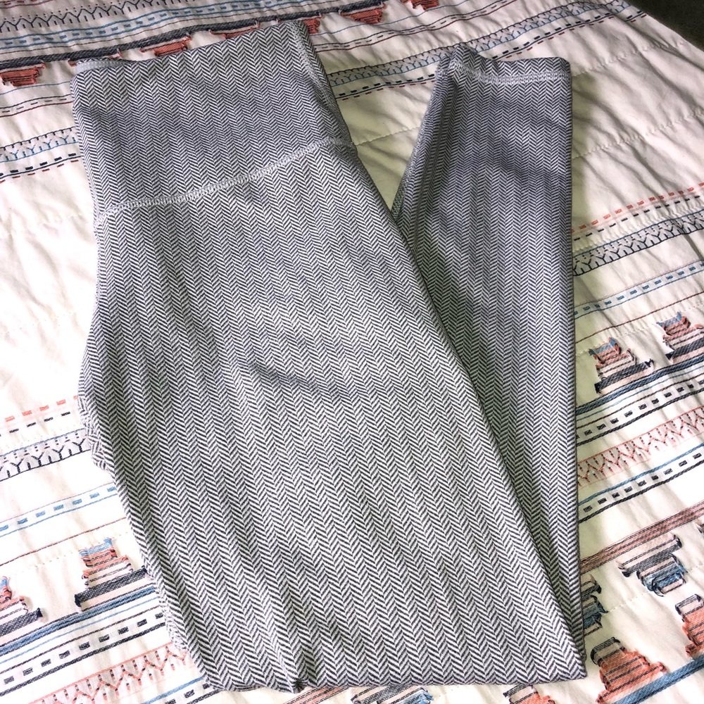 Grey herringbone leggings